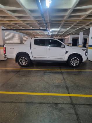 CHEVROLET S10 2.8 16V TURBO DIESEL HIGH COUNTRY CD 4X4 AUTOMÁTICO